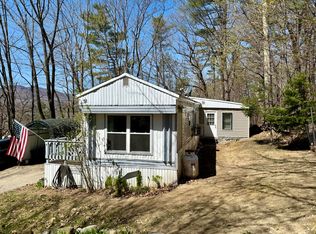 7 Whitman St, Mexico, ME 04257