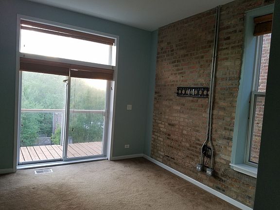 2nd image of 4106 S Cottage Grove Ave APT 3