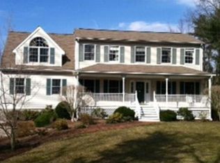117 Foxboro Rd, Wrentham, MA 02093