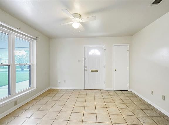 4th image of 4951 Eastern St