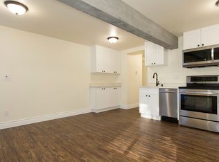 571 Valley St #1, Seattle, WA 98109