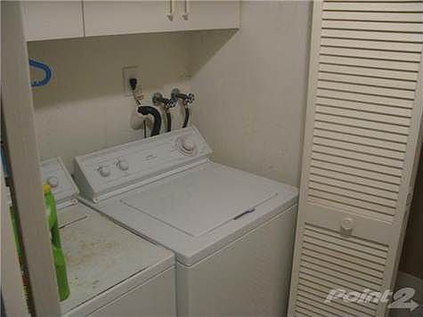 4th image of 10059 NW 43rd Ter
