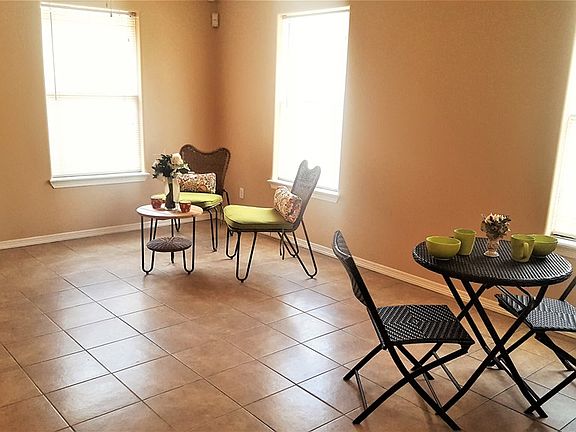 3rd image of 3008 E Diamondhead Ave APT 3