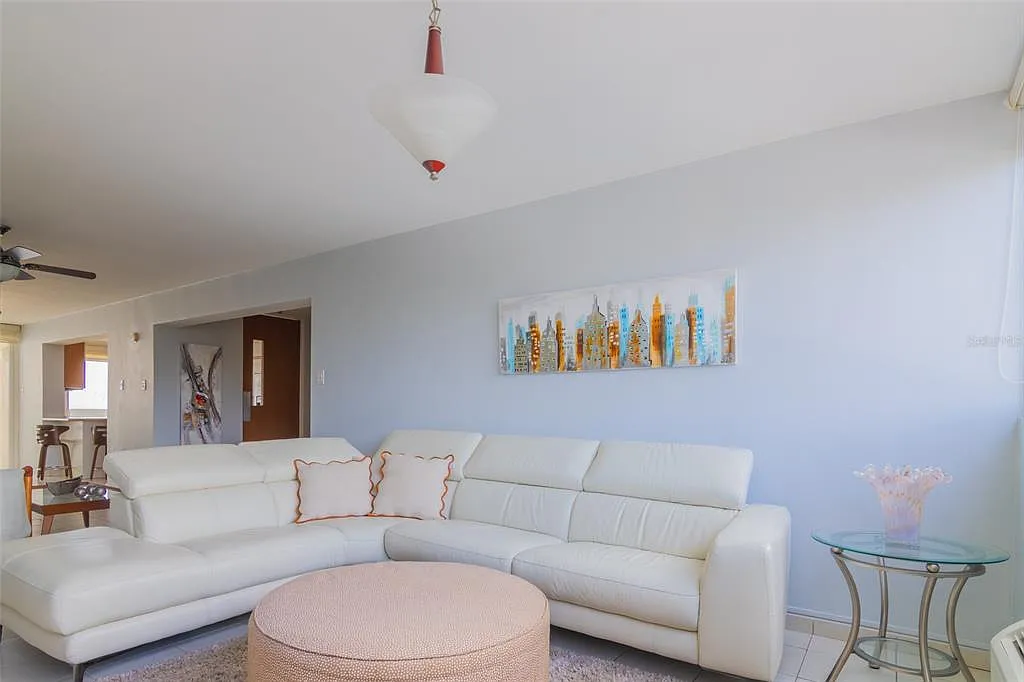 2 bed, 2.5 bath, 1785 sqft, $2,800 — Photo 4