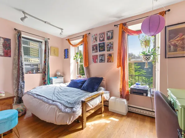 3 Saint Charles St, Boston, MA