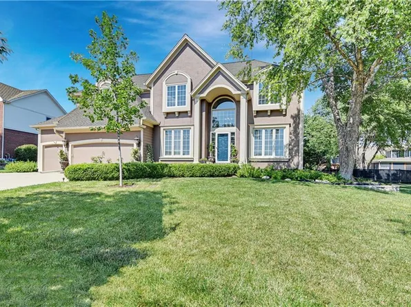 14125 Grant St, Overland Park, KS 66221