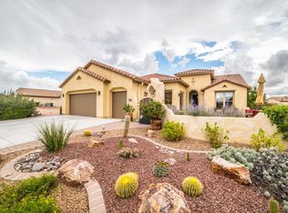 1926 N Laguna Oaks Dr, Green Valley, AZ 85614