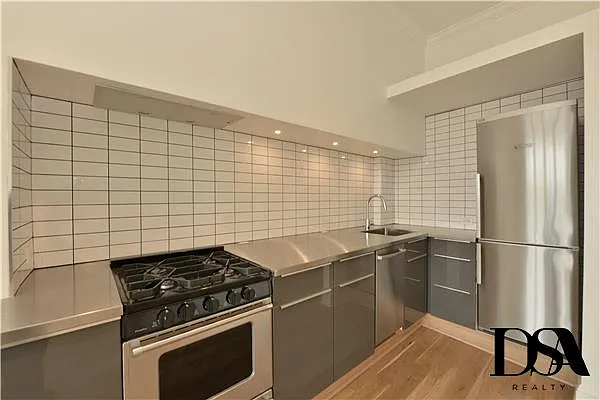 Rented by DSA Realty | media 9