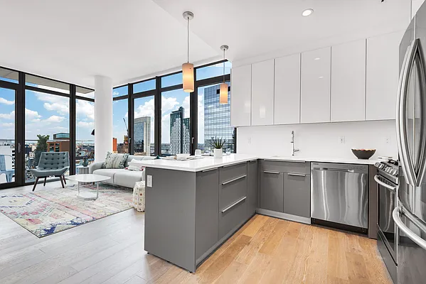 Rented by MOTION New York | media 16