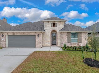 4353 Fox River Ln, Bryan, TX 77802