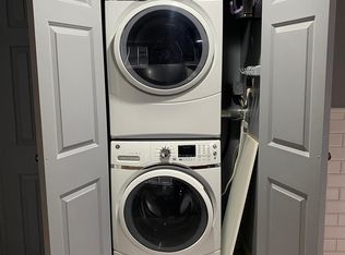 8830 81st Rd, Glendale, NY 11385