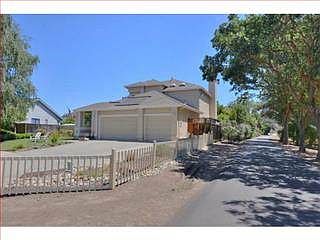 4th image of 15870 Descansa Ct