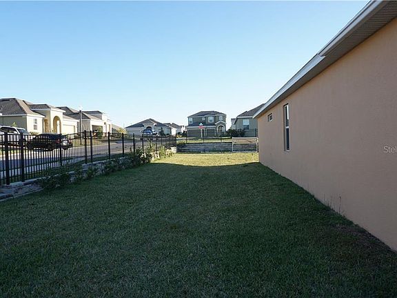 5th image of 455 Aragosa Dr