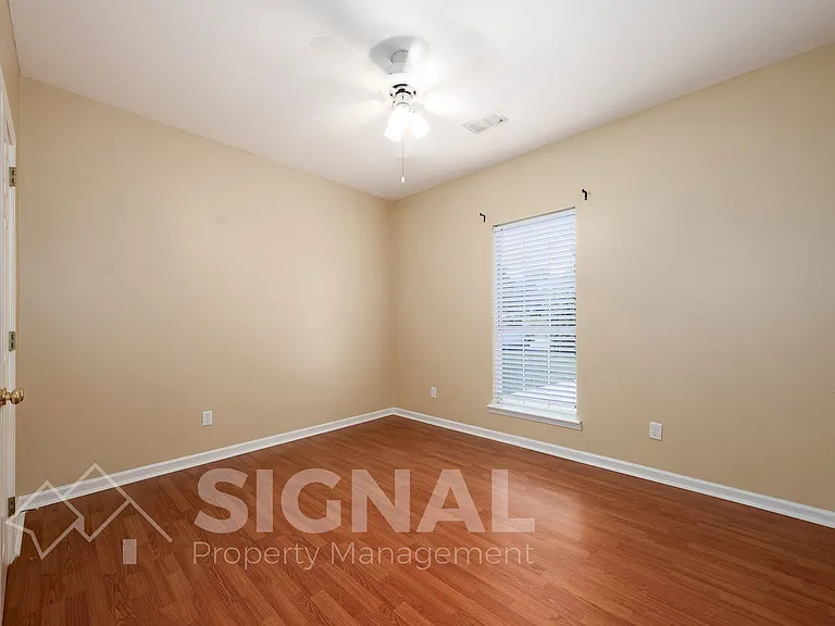 108 Spring Pl — Photo 20