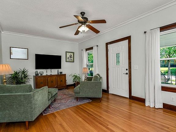 5th image of 6028 Harrison St