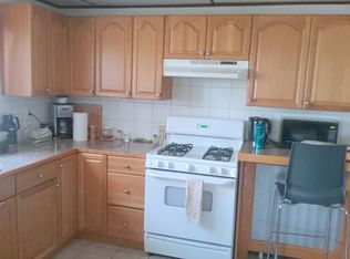 18 Summit Ave APT 4, Somerville, MA 02143