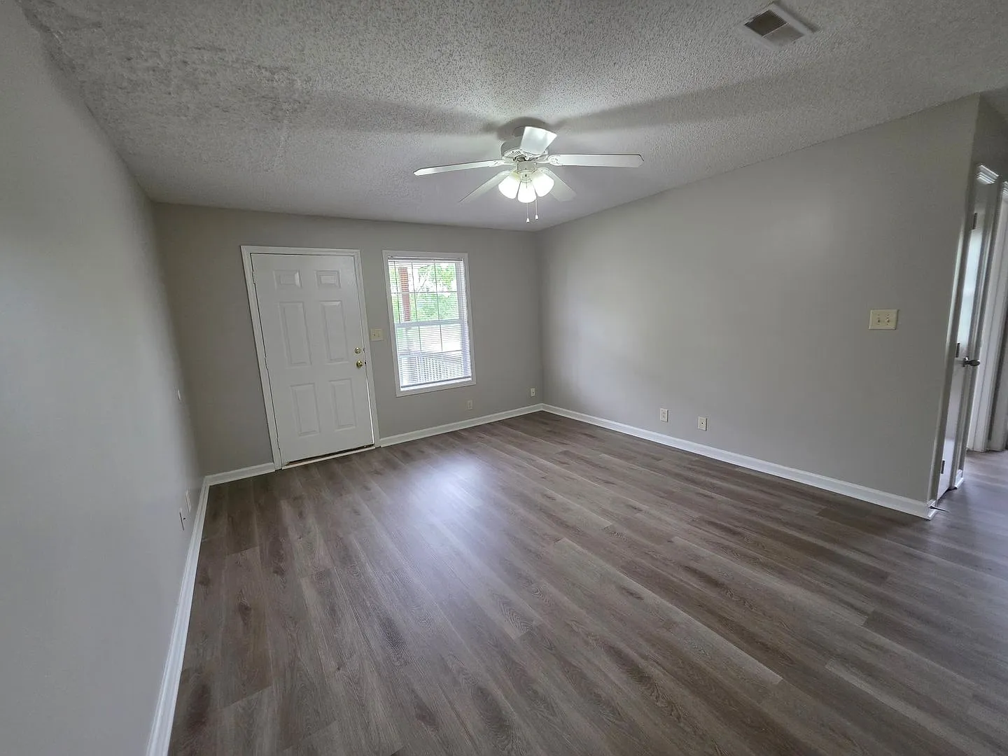 128 Marie Drive — Photo 3