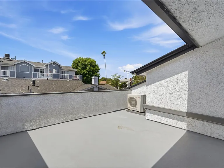 1518 Marcelina Ave #2 — Photo 21