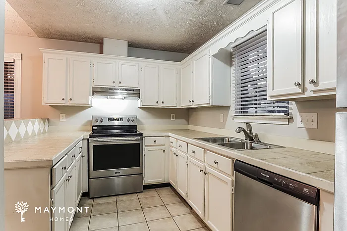 6036 Oldcastle Pl — Photo 7