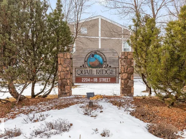 2204 118th St NW #50, Edmonton, AB T6J 5K2