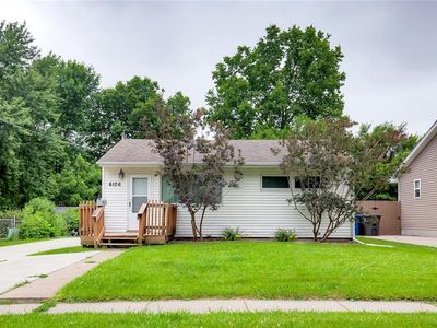 6106 Edwards Ave, Des Moines, IA, 50312
