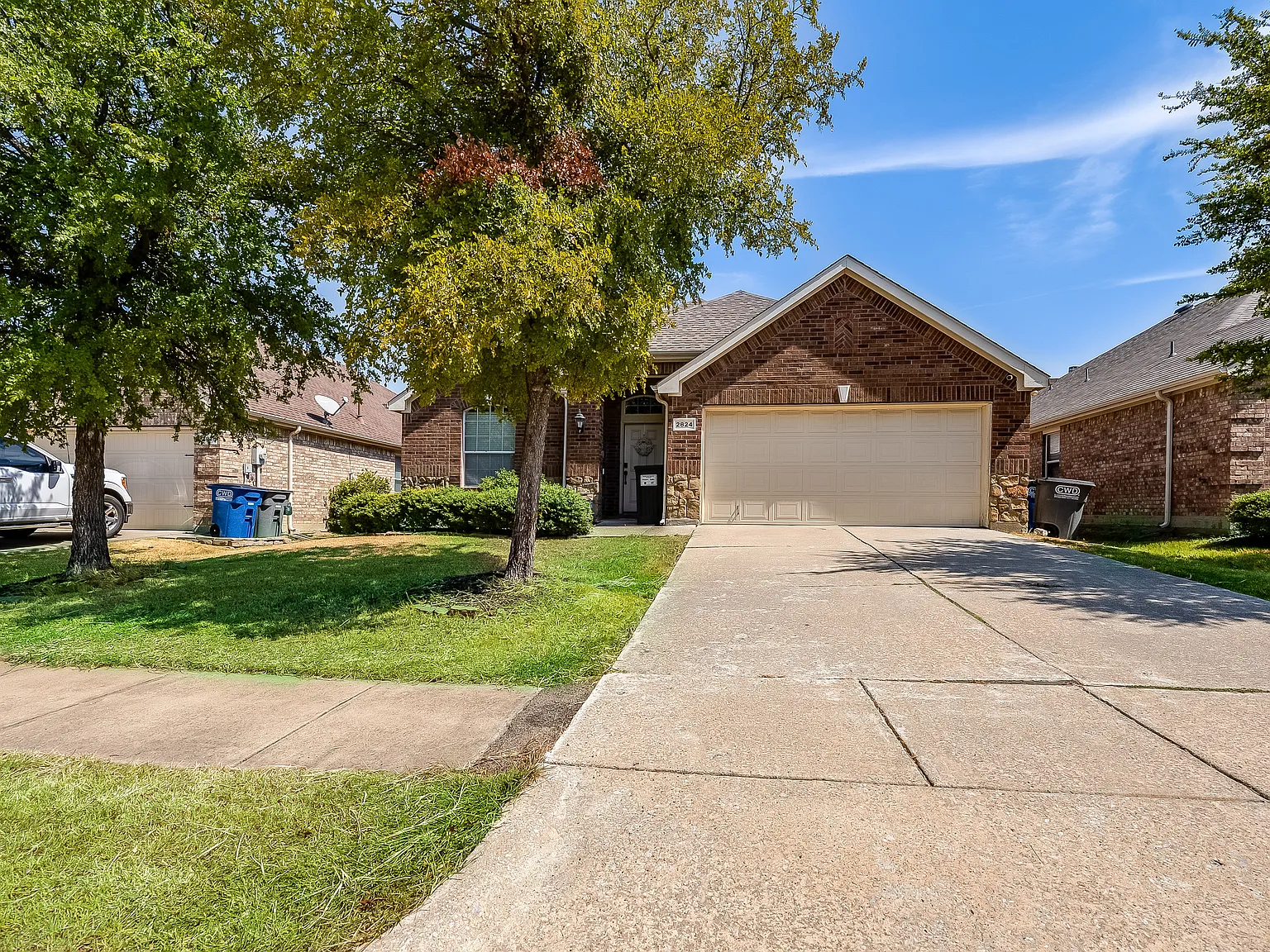 3 bed, 1864 sqft, $2,350 — Photo 2