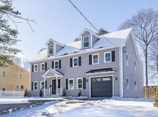 28 Keene St, Stoneham, MA 02180