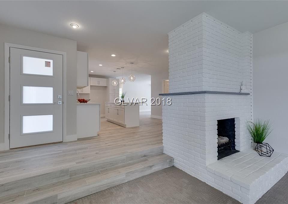 2nd image of 1246 Campbell Dr