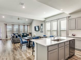 6400 Hidden Flower Way, Crowley, TX 76036