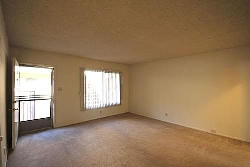 4th image of 18 S Marguerita Ave APT 8