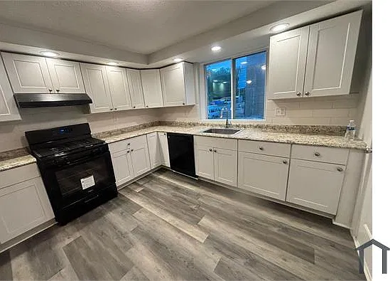 3 bed, 1750 sqft, $1,900 — Photo 3
