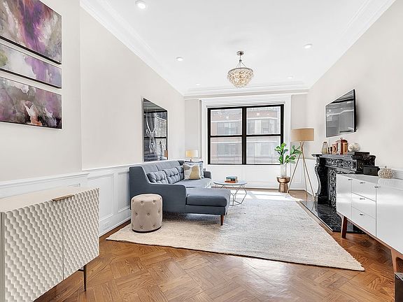 5th image of 251 W 89th St APT 5A