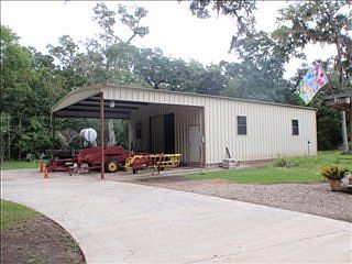 3rd image of 1126 Richardson Ln