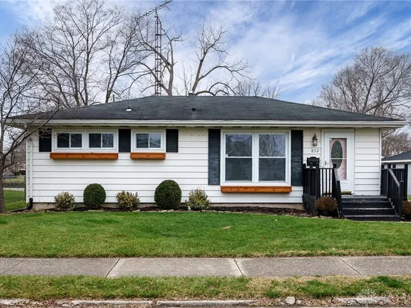852 Dellwood Dr, Troy, OH 45373