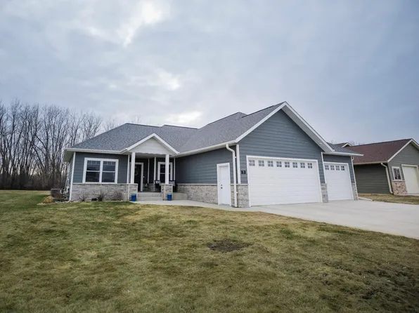 7 Rileys River Rd, Morris, MN 56267