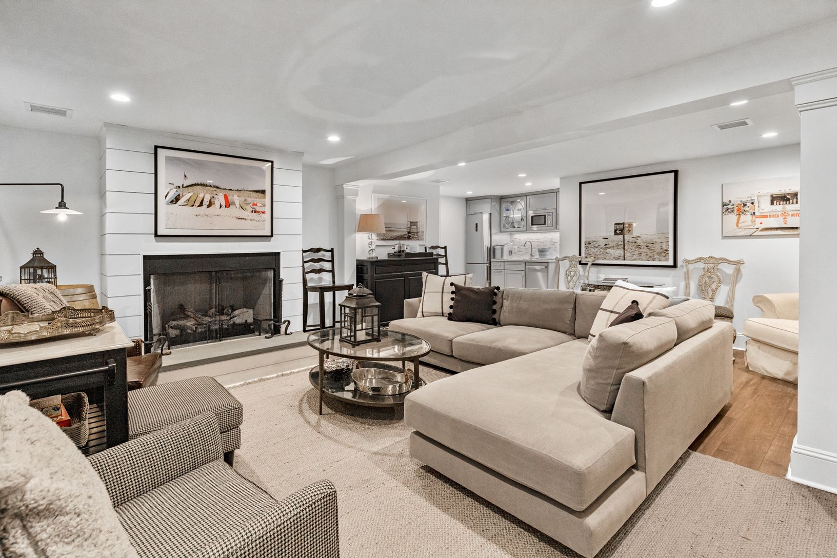  Gas fireplace in the 2nd living area on the lower level