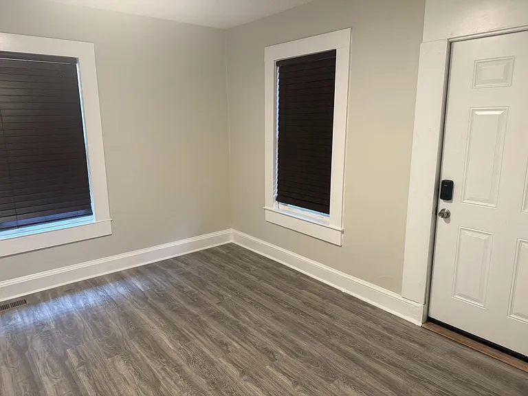 372 Griffin St NW — Photo 23