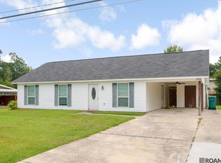29140 Peggy Dr, Walker, LA 70785