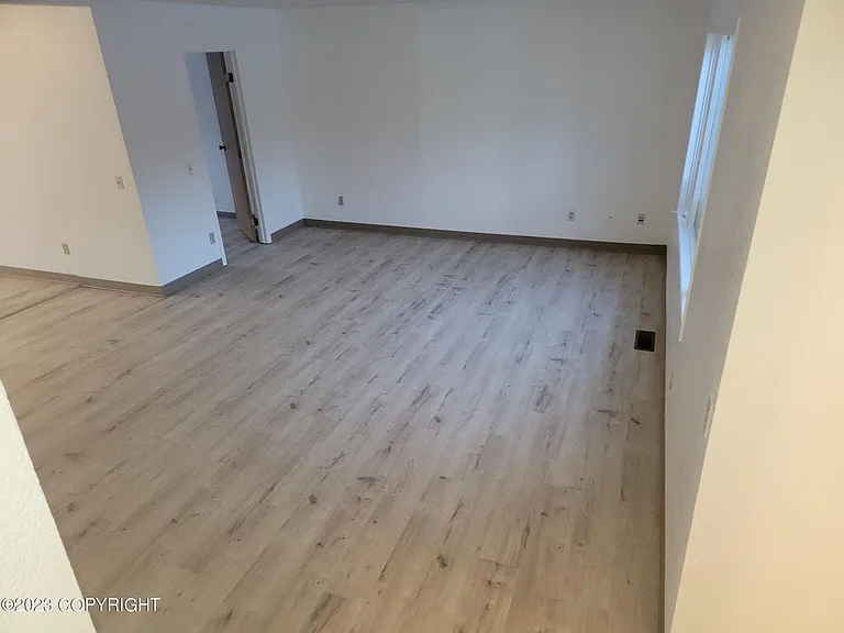 150 W Heritage Dr — Photo 11