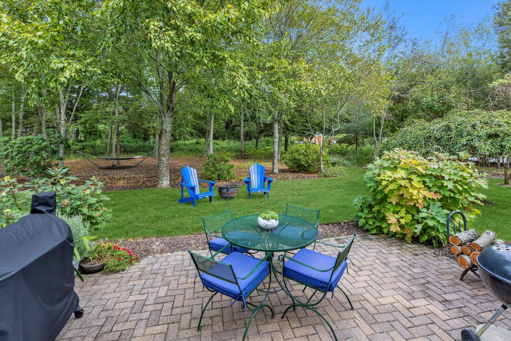 Private Relaxing Patio