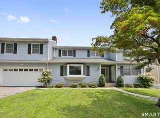 19 Windy Knolls Rd, Greenwich, CT 06831