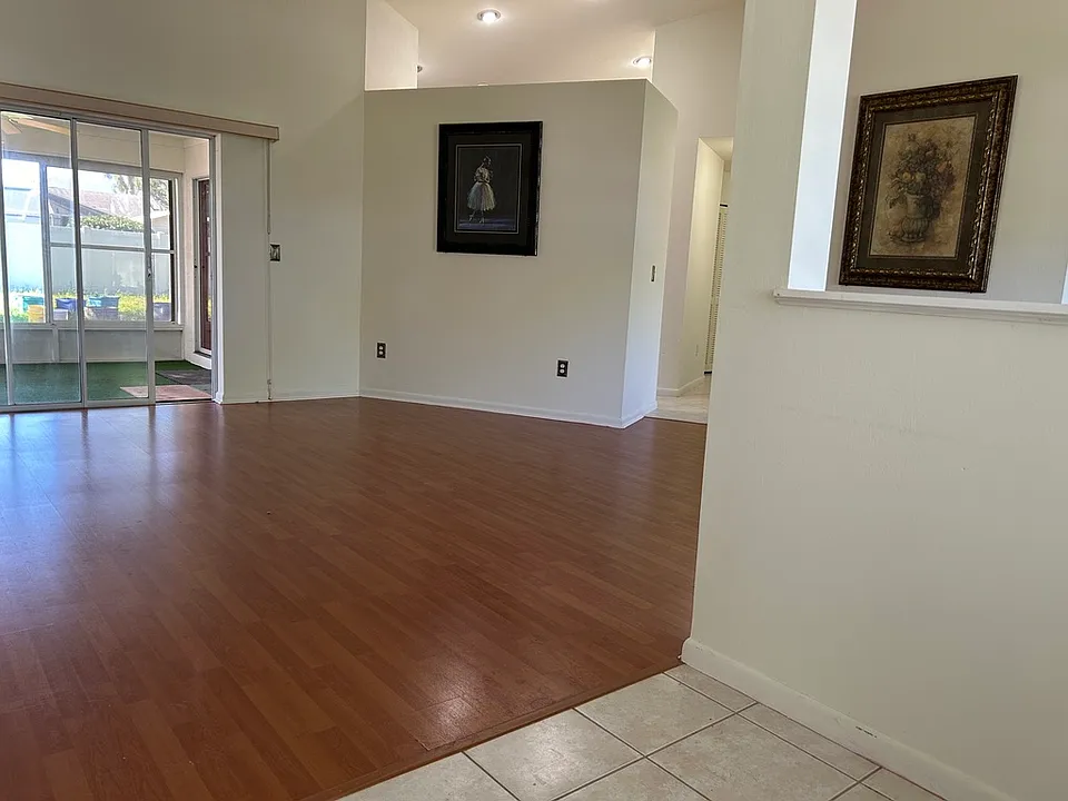 1316 SE 26th Ter