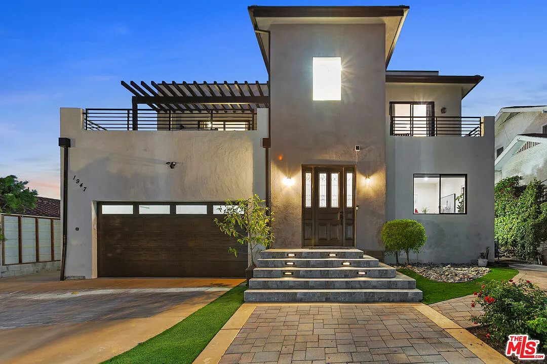 6 bed, 4300 sqft, $17,000 — Photo 2