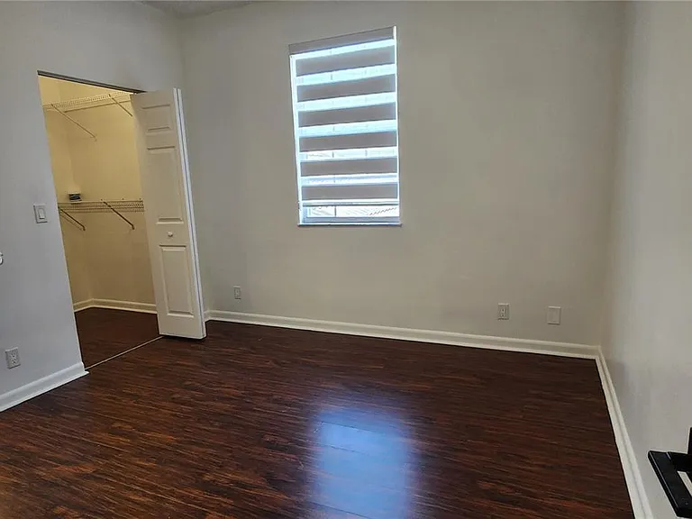1599 Veracruz Ln — Photo 29