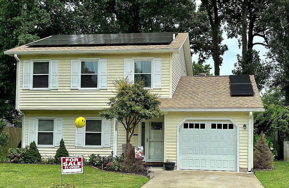 1st image of 1302 Eaglewood Dr