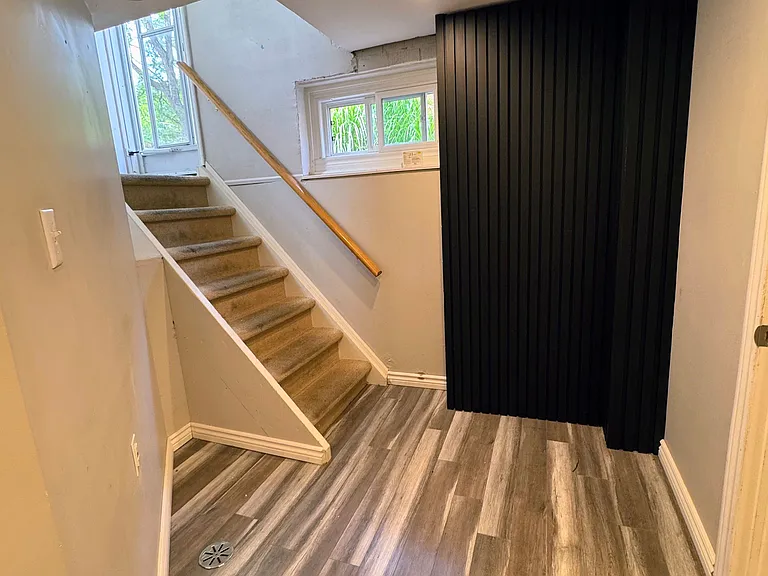 54 Hewson Cres #BASEMENT — Photo 7