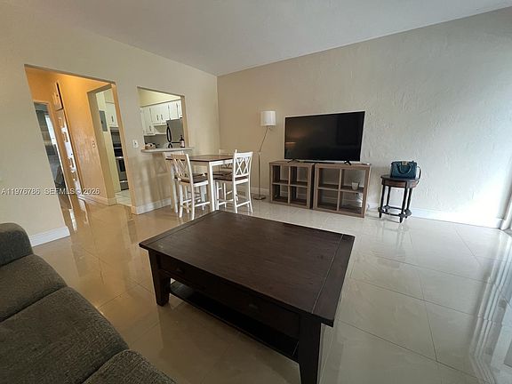 2nd image of 600 Layne Blvd APT 210