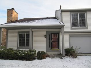 4942 Pinebrook Dr, Fort Wayne, IN 46804
