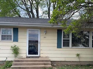 395 N Chaney Ave, Kinderhook, IL 62345