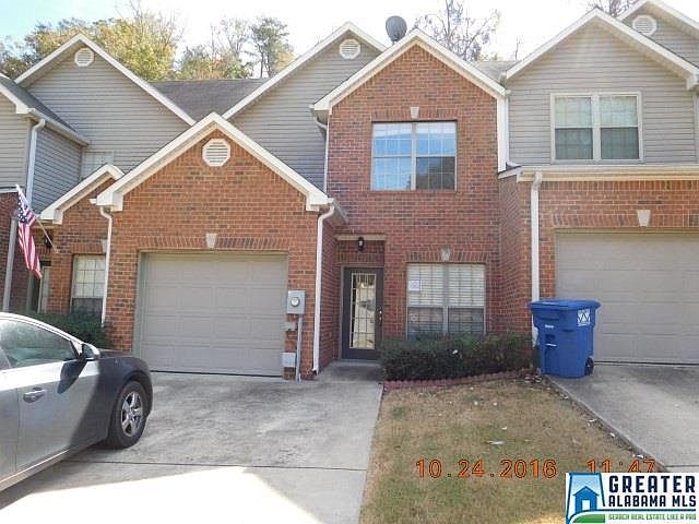1st image of 424 Highland Cove Dr